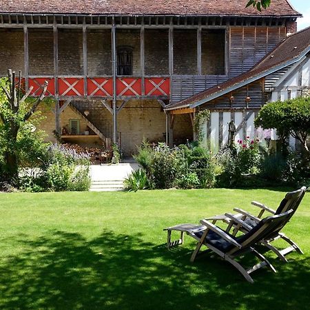 Le Jardin De La Cathedrale Acomodação com café da manhã Troyes Exterior foto